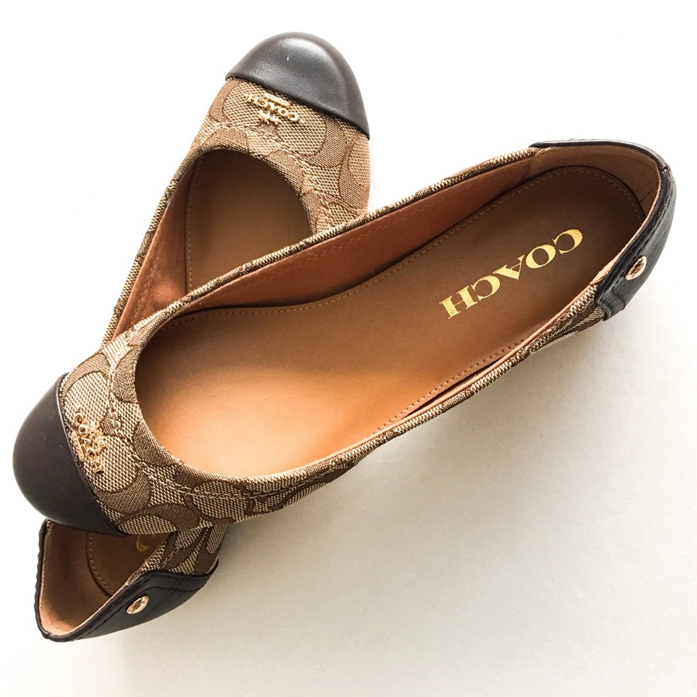 ‼️SALE‼️Pre-owned Coach Slip-on Flats